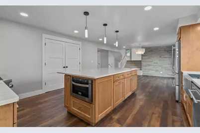 2180 White Swan Drive, Oshkosh, WI 54901 - Photo 16