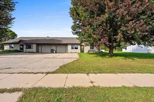 1150 Schabow St, Gresham, WI 54128 - Photo 38