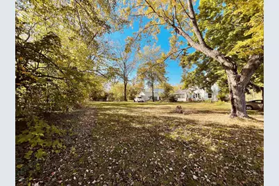 215 S Church Street, Endeavor, WI 53930 - Photo 2