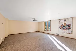 2060 Wintergreen Ct, Green Bay, WI 54304 - Photo 28