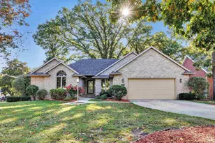 1601 Rustic Oaks Ct, Green Bay, WI 54301 - Photo 1