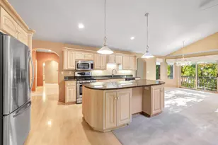 1601 Rustic Oaks Ct, Green Bay, WI 54301 - Photo 12