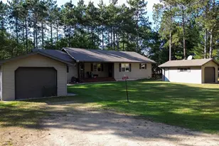 W6490 Pineland Dr, Wild Rose, WI 54984 - Photo 30