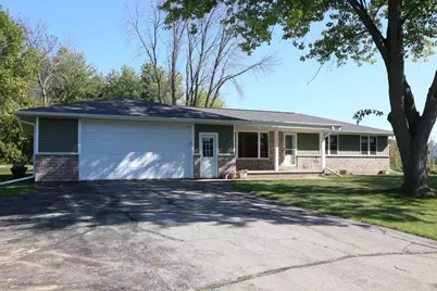 N2382 Maloney Road, Kaukauna, WI 54130 - Photo 2
