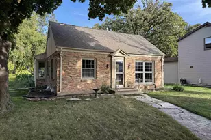 2200 Oregon St, Oshkosh, WI 54902 - Photo 1