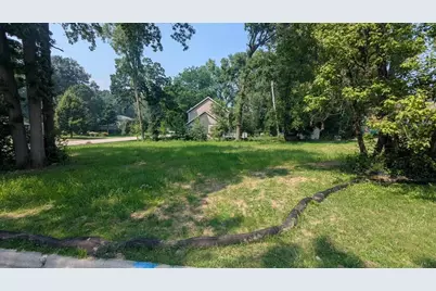 2610 Sumac Place, Green Bay, WI 54313 - Photo 2