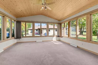 220 Walnut Street, Clintonville, WI 54929 - Photo 16