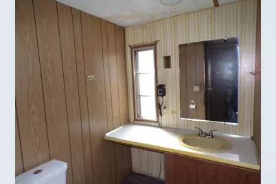 268 E Center Street, Redgranite, WI 54970 - Photo 20