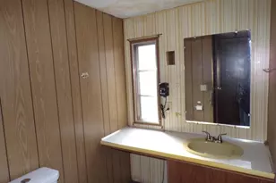 268 E Center St, Redgranite, WI 54970 - Photo 20