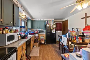 1807 Lincoln St, Marinette, WI 54143 - Photo 10