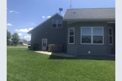 1107 N Twin Harbor Drive, Winneconne, WI 54986 - Photo 4