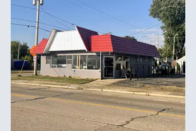 1429 S Main Street, Oshkosh, WI 54902 - Photo 4