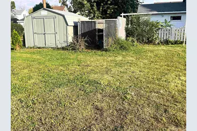 1429 S Main Street, Oshkosh, WI 54902 - Photo 6