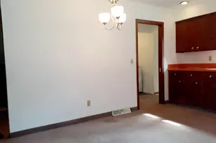 5730 N Ballard Rd, Appleton, WI 54913 - Photo 8