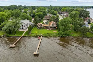 2346 Hickory Ln, Oshkosh, WI 54901 - Photo 6