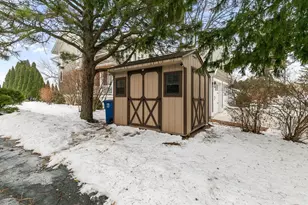 2346 Hickory Ln, Oshkosh, WI 54901 - Photo 64