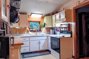 414 N Lafayette St, Shawano, WI 54166 - Photo 4