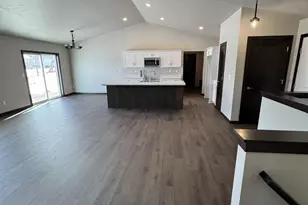 1562 Frontier Rd, Luxemburg, WI 54217 - Photo 4