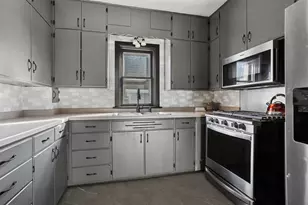 2708 School St, Two Rivers, WI 54241 - Photo 8