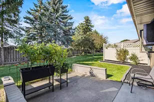 83 Spencer Village Ct, Appleton, WI 54914 - Photo 12