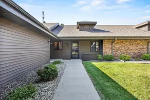 83 Spencer Village Ct, Appleton, WI 54914 - Photo 6