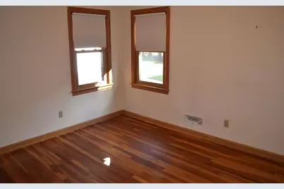 655 W 19th Avenue, Oshkosh, WI 54902 - Photo 20