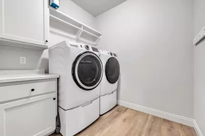 1004 Gulfstream Court, De Pere, WI 54115 - Photo 14