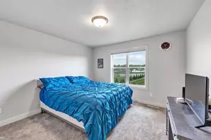 1004 Gulfstream Ct, De Pere, WI 54115 - Photo 18