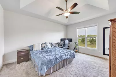 1004 Gulfstream Court, De Pere, WI 54115 - Photo 10