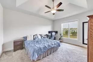 1004 Gulfstream Ct, De Pere, WI 54115 - Photo 10