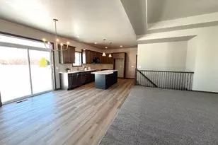 N8043 Oakwood Dr, Sherwood, WI 54169 - Photo 8