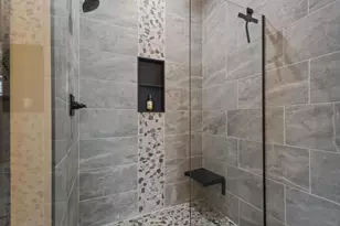 1751 S Oneida St, Green Bay, WI 54304 - Photo 20