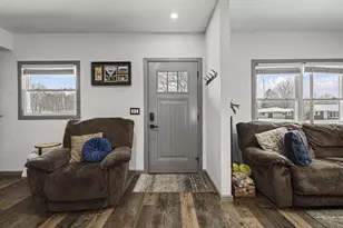 1749 S Oneida St, Green Bay, WI 54304 - Photo 6