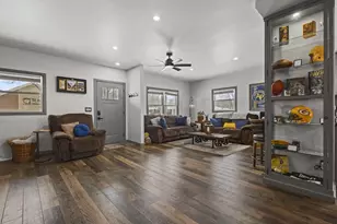 1749 S Oneida St, Green Bay, WI 54304 - Photo 12