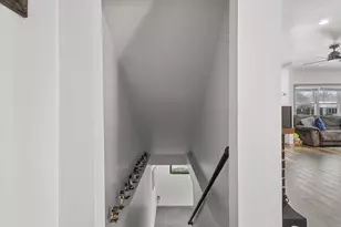 1749 S Oneida St, Green Bay, WI 54304 - Photo 44