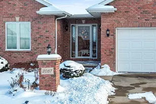 2087 Swanstone Cir, De Pere, WI 54115 - Photo 8