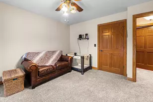 W144N10968 Fond du Lac Ave, Germantown, WI 53022 - Photo 10