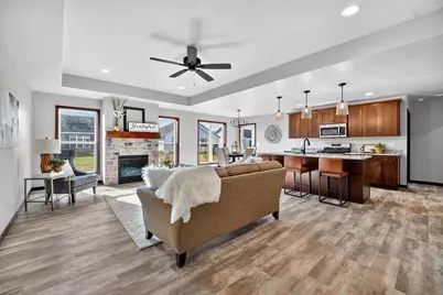 3759 E Callalilly Lane, Appleton, WI 54913 - Photo 2