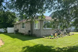 816 Main St, Marinette, WI 54143 - Photo 4