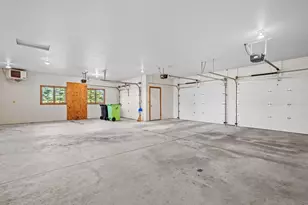 W1878 Hillside Dr, Pulaski, WI 54162 - Photo 52