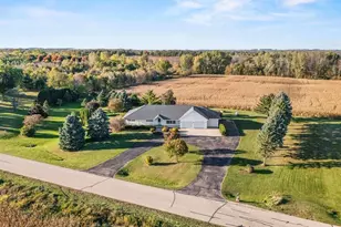 W1878 Hillside Dr, Pulaski, WI 54162 - Photo 74