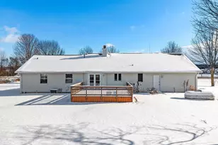 3910 Monroe Rd, De Pere, WI 54115 - Photo 2