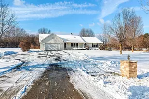 3910 Monroe Rd, De Pere, WI 54115 - Photo 72