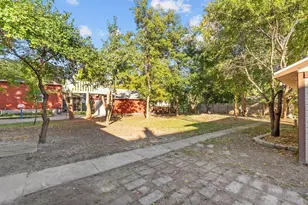 110 W 17th Ave, Oshkosh, WI 54902 - Photo 30