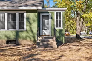 W11944 Parkway Rd, Crivitz, WI 54114 - Photo 4