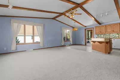 634 E Walnut Place, Sturgeon Bay, WI 54235 - Photo 6