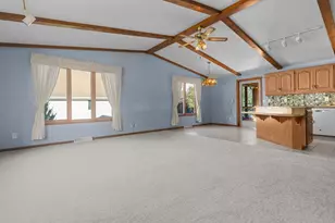 634 E Walnut Pl, Sturgeon Bay, WI 54235 - Photo 6