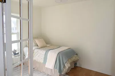 438 W 5th Avenue, Oshkosh, WI 54902 - Photo 6