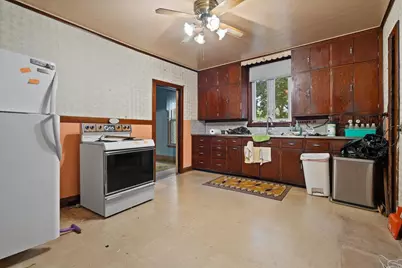 1825 Minnesota Street, Oshkosh, WI 54902 - Photo 6