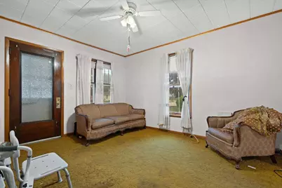 1825 Minnesota Street, Oshkosh, WI 54902 - Photo 2